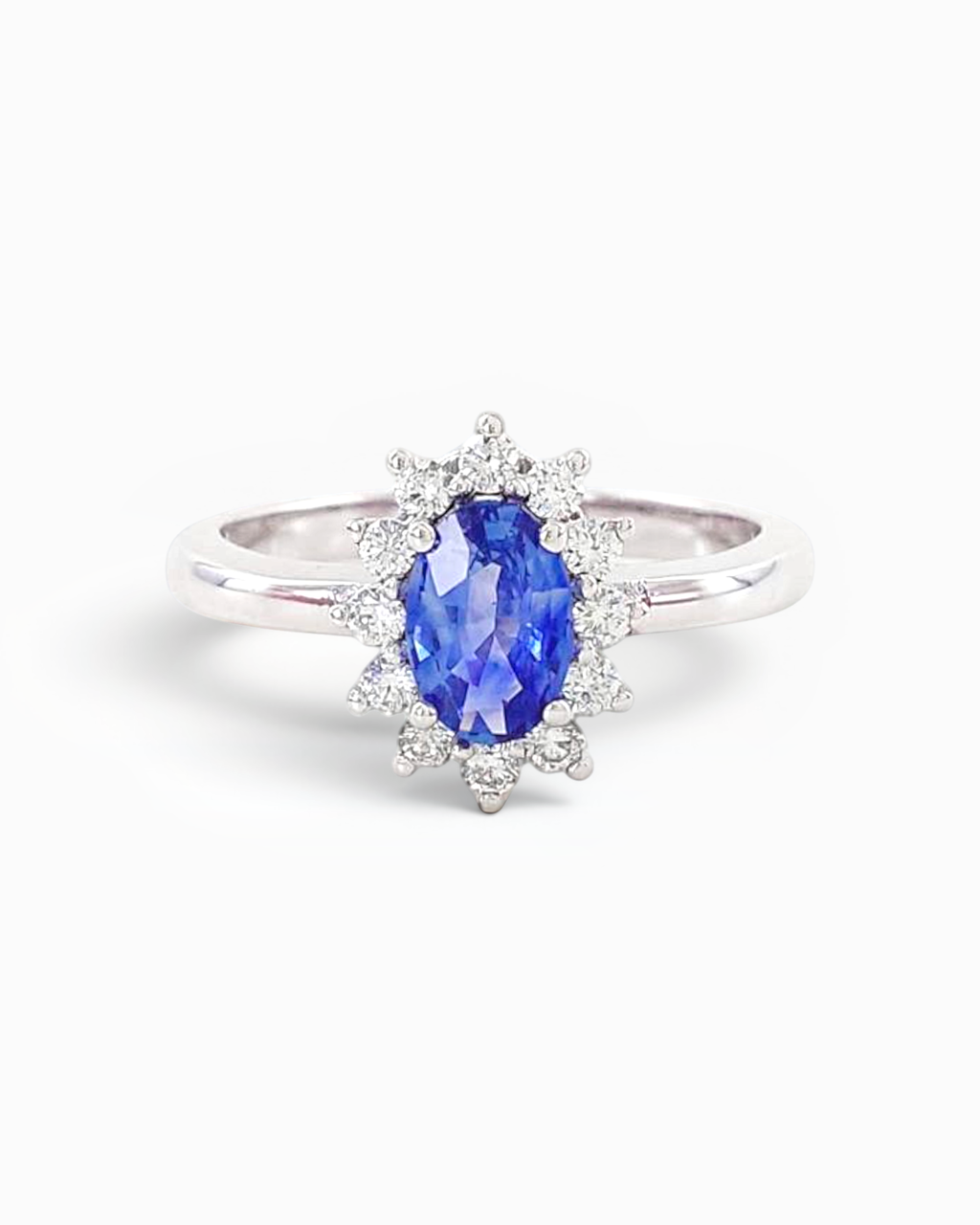 Anillo Cian de Zafiro y Brillantes en Oro Blanco