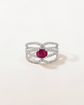 Anillo Rubi y Circonitas en Oro Blanco