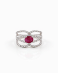 Anillo Granada de Rubí y Circonitas en Oro Blanco