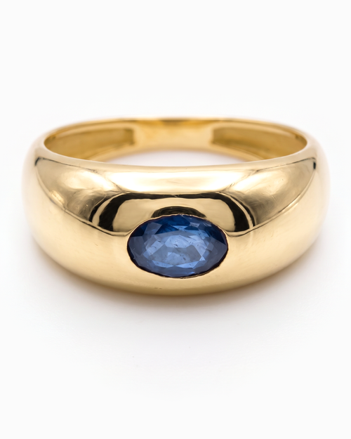 Anillo Hortensia de Zafiro Oval en Oro Amarillo