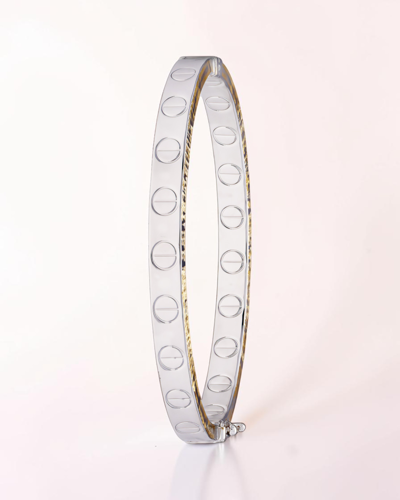 Brazalete Duna Rígido en Oro Bicolor