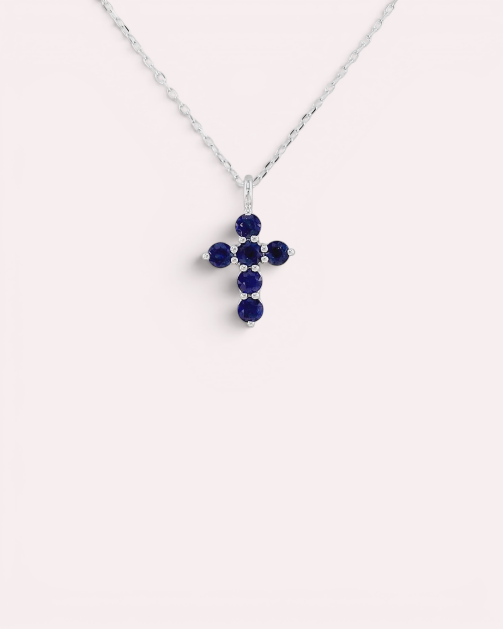 Cruz de Zafiros en Oro Blanco