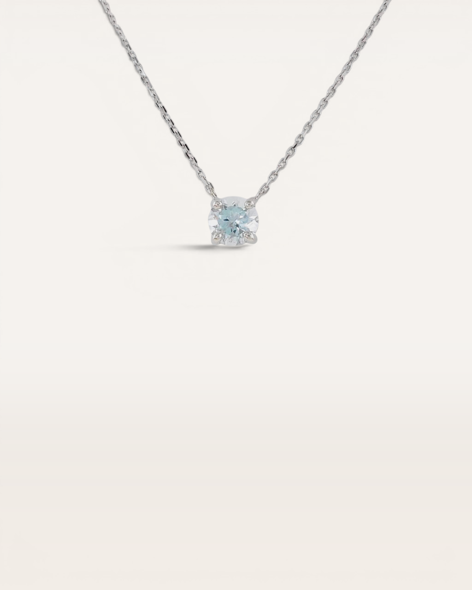 Colgante Ría Solitario de Aguamarina en Oro Blanco