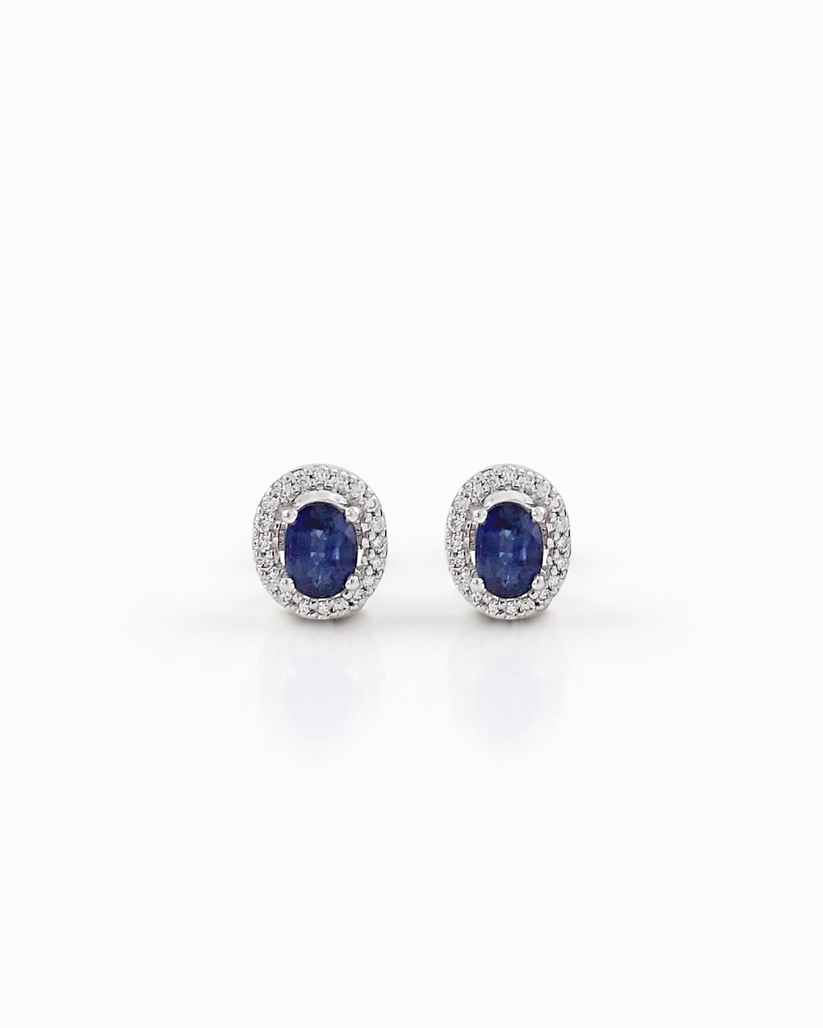Pendientes Selene Halo de Zafiro y Brillantes en Oro Blanco