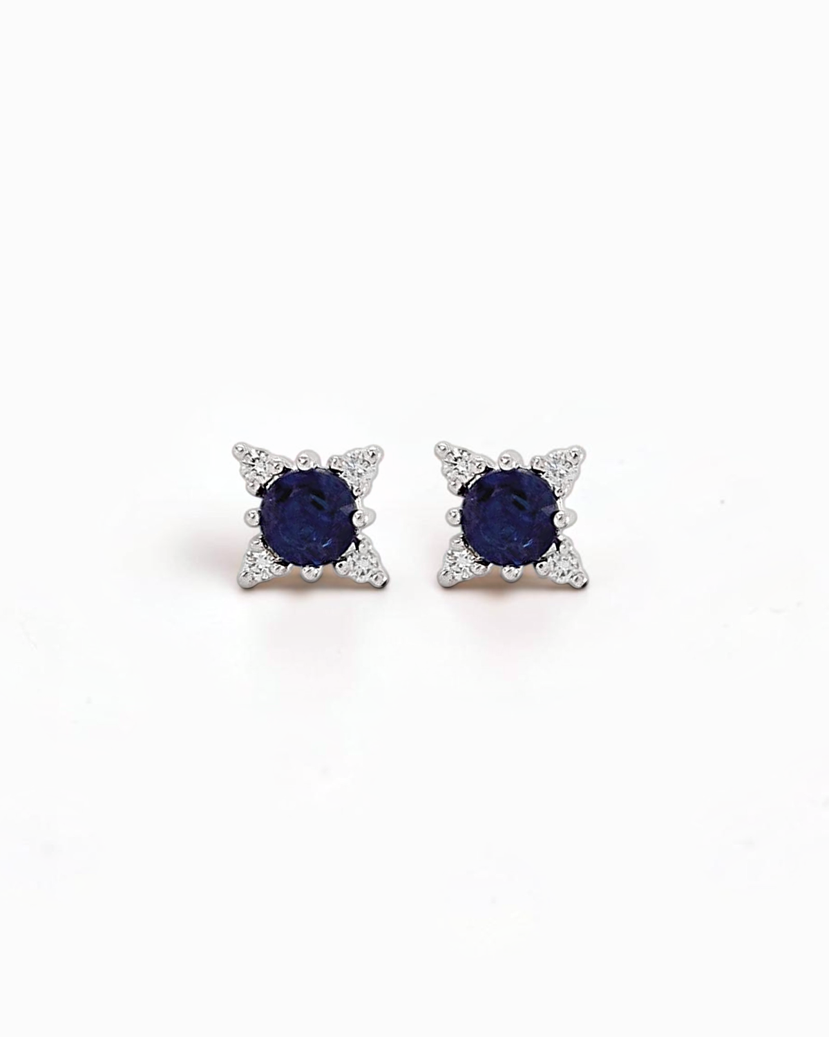 Pendientes Vega de Zafiro y Brillantes en Oro Blanco