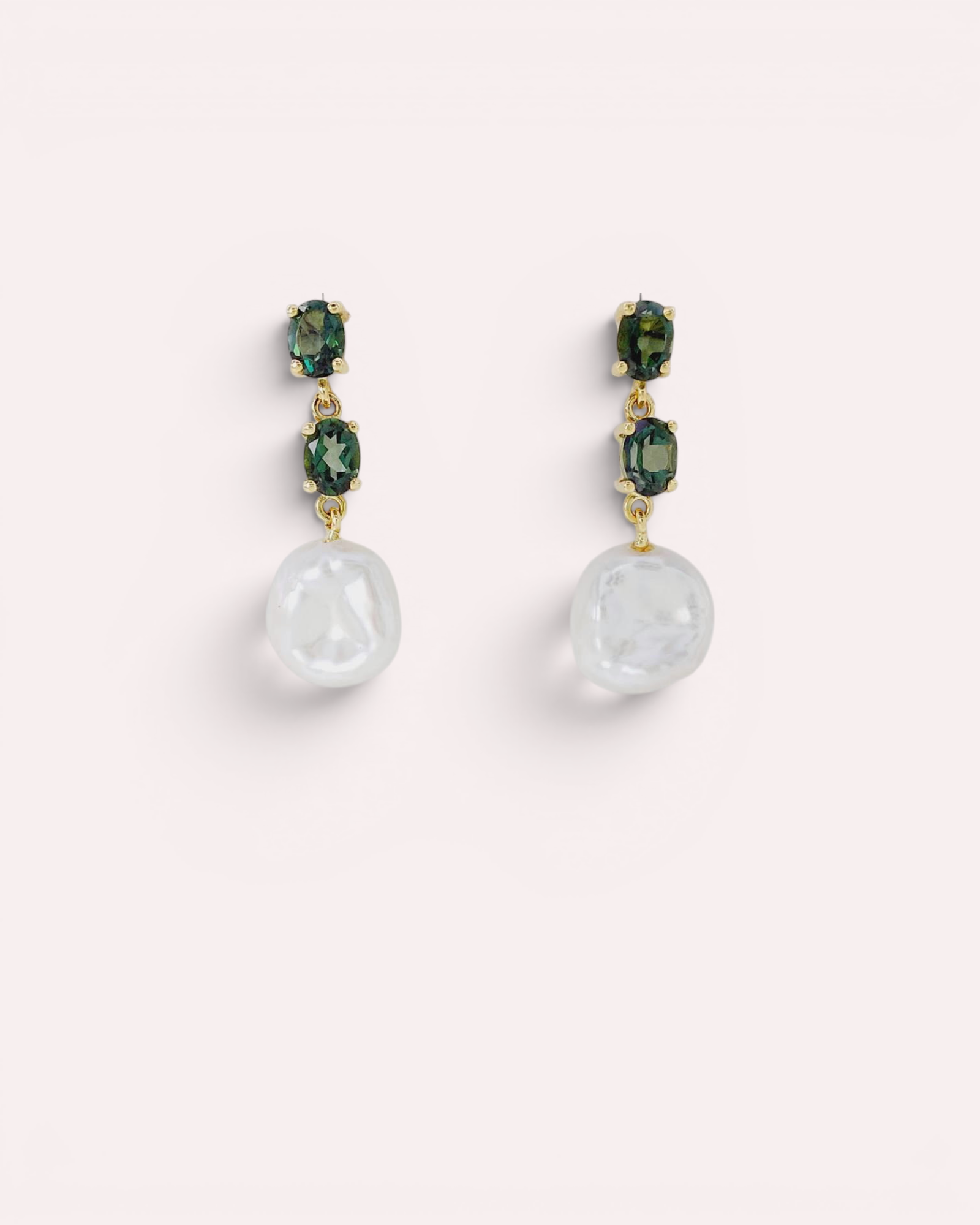 Pendientes de Topacio Verde y Perla Barroca en Oro Amarillo