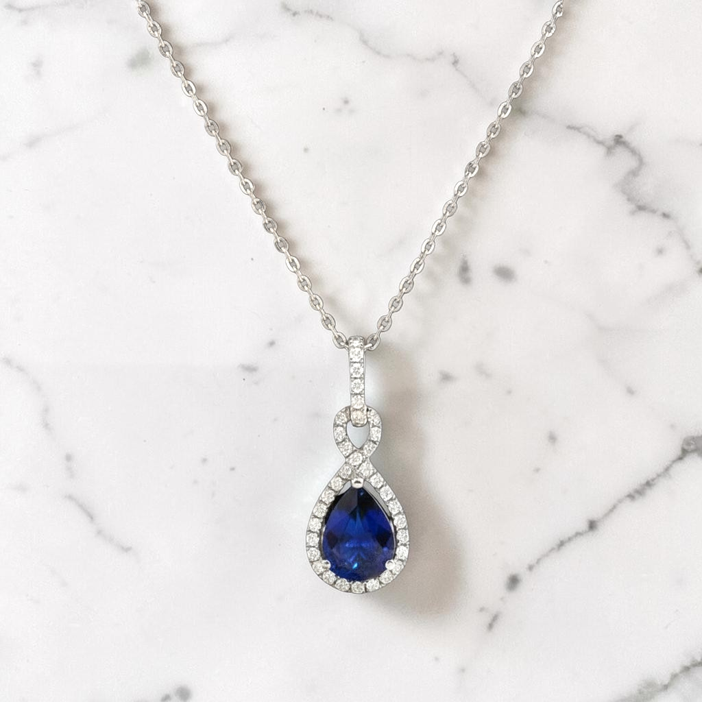 Colgante Lágrima de Zafiro y Brillantes en Oro Blanco
